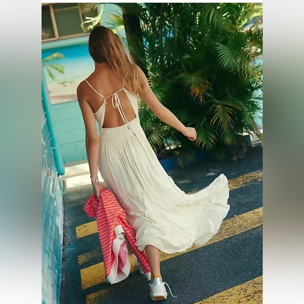 NWOT Free People Siren Nights Maxi Dress in Cream. Size Large - Picture 2 of 16